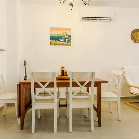 Cozy Maisonnette In Limnaria Gardens