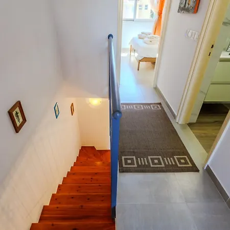 Cozy Maisonnette In Limnaria Gardens