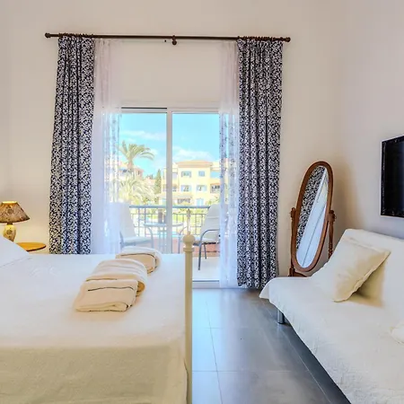 Apartman Cozy Maisonnette In Limnaria Gardens *