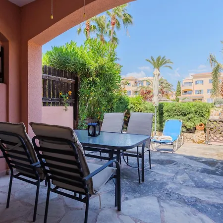 Cozy Maisonnette In Limnaria Gardens Paphos